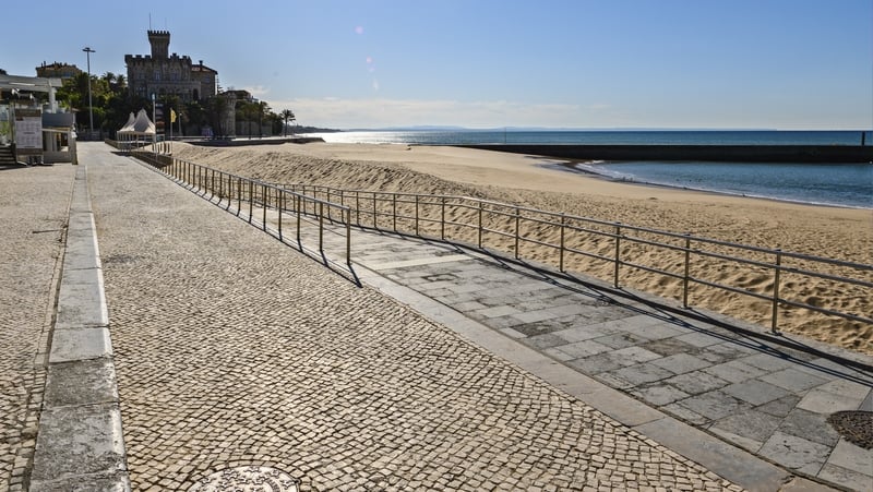 An empty seafront scene in Estoril