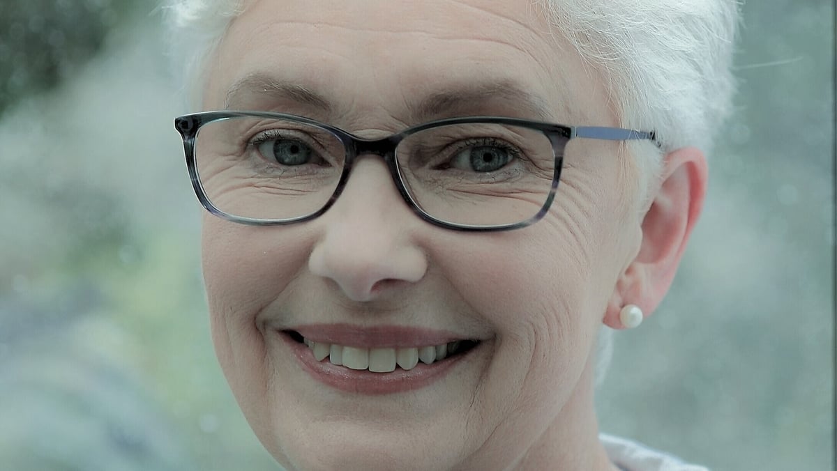 Hares, a poem by AM Cousins