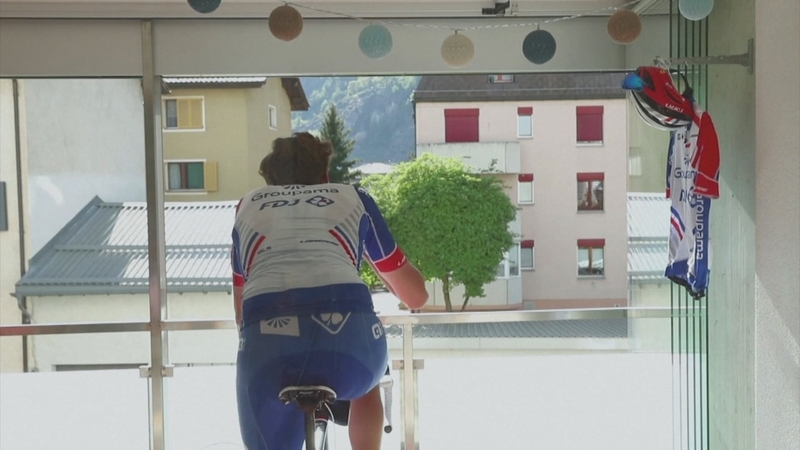 Kilian Frankiny taking part in the Tour de Suisse from his balcony