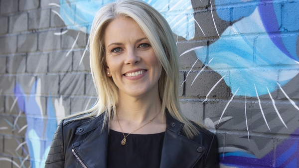 Rick O'Shea's Shelf Analysis: Rick talks to Sarah Crossan