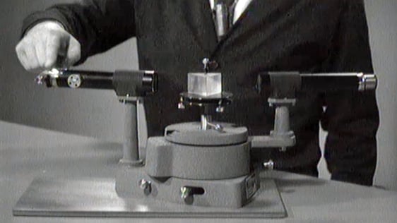 Spectrometer
