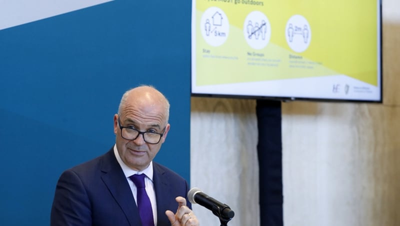 Chief Medical Officer Dr Tony Holohan addressing the press this evening