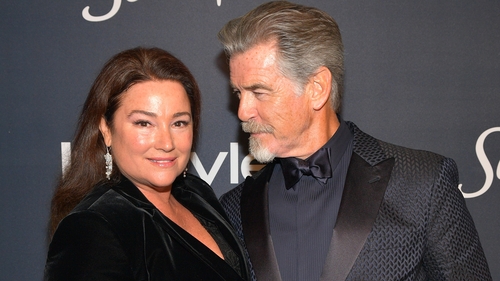Keely Shaye Smith and Pierce Brosnan