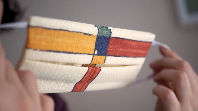 Non-medical grade face masks could be recommended in community settings