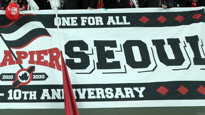 One fan wrote that it was 'so obvious' they were sex dolls