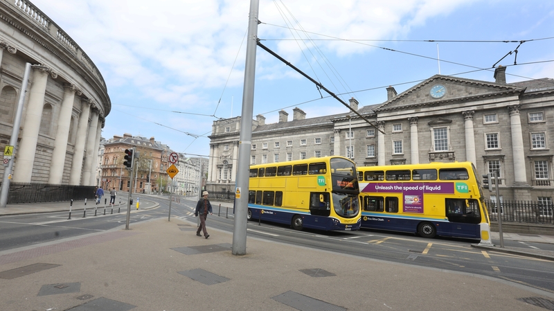 The plan has fewer buses using the same stop, meaning longer walks for some commuters (RollingNews.ie)