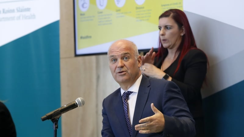 Dr Tony Holohan reported that there were two de-notifications of deaths in the last 24 hours