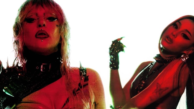 Lady Gaga and Ariana Grande, maintaining a 2km distance at all times