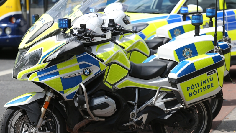 Gardaí will be mounting road blocks as increased traffic is expected despite the 5km travel restriction still in force