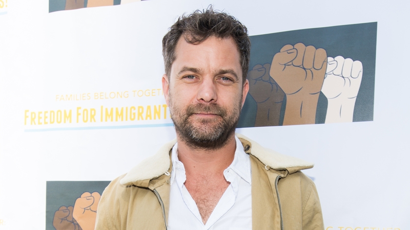 Joshua Jackson: ''It was definitely difficult at the beginning of my career".