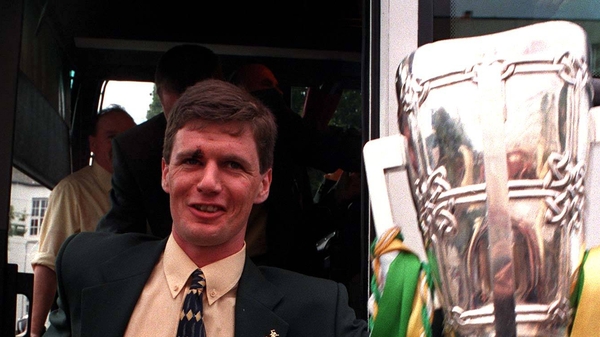 Hubert Rigney with Liam MacCarthy