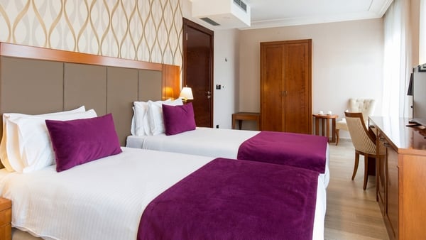 IHF survey suggests that it will cost around €964 per bedroom to reopen