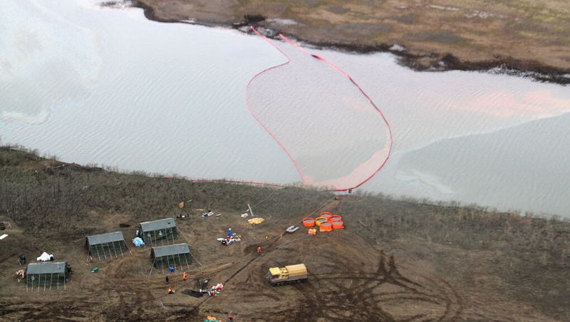 A large red spillage in the Ambarnaya river