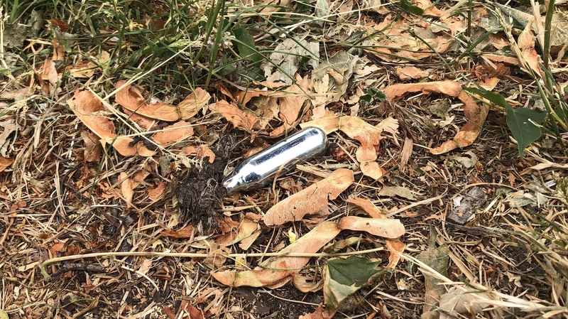 Inhaling nitrous oxide can pose a high risk of severe cold burns and lung injury