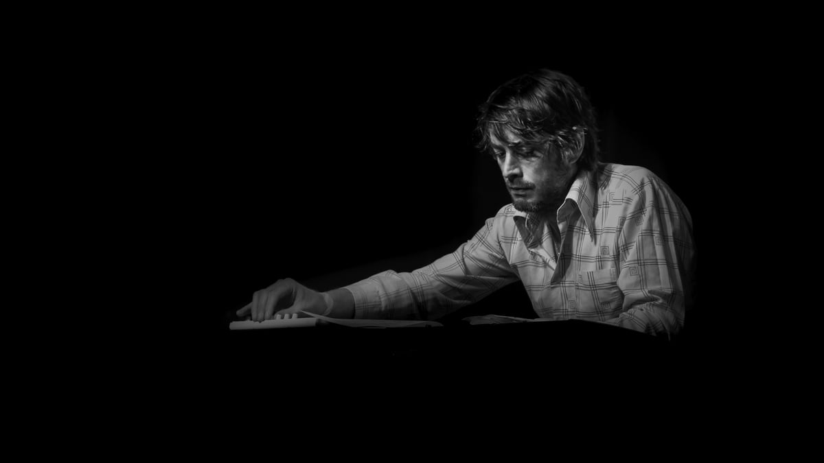 Conor Walsh – Passing Through