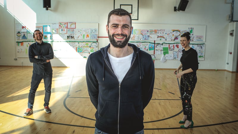 Home School Hub múinteoir John Sharpson