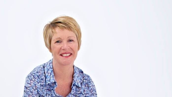 The Restaurant by Roisin Meaney - read an extract