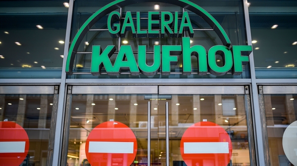 Germany's leading department store chain Galeria Karstadt Kaufhof is set to close 62 of its 172 stores