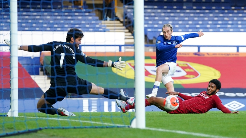 Tom Davies hit the post in the latter stages of the game