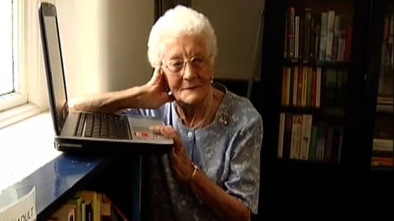 Sheila White, 99 year old student