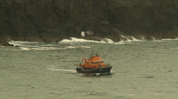 Members of Dingle Coastguard were joined by the Valentia Lifeboat and the Coastguard helicopter Rescue 115