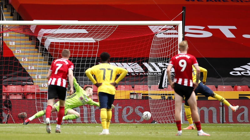 Arsenal's Nicolas Pepe scores from the spot