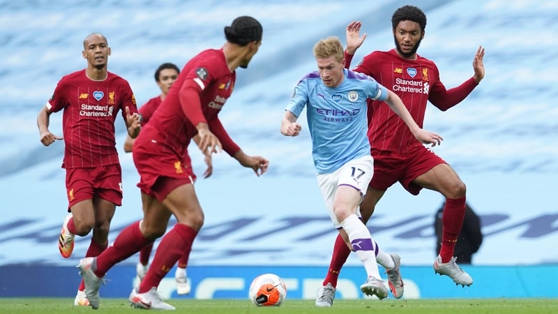Kevin de Bruyne (c) in full flow against Liverpool