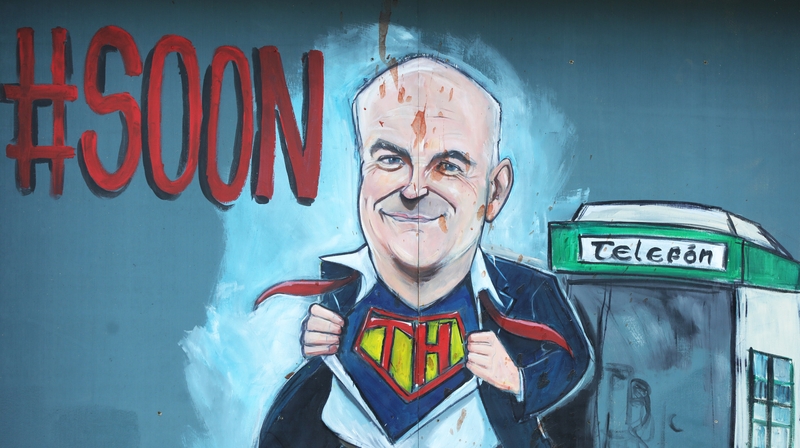 A mural showing Dr Tony Holohan on a Dublin pub (RollingNews.ie)