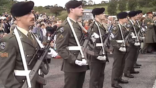 Soldiers with the Irish Army.