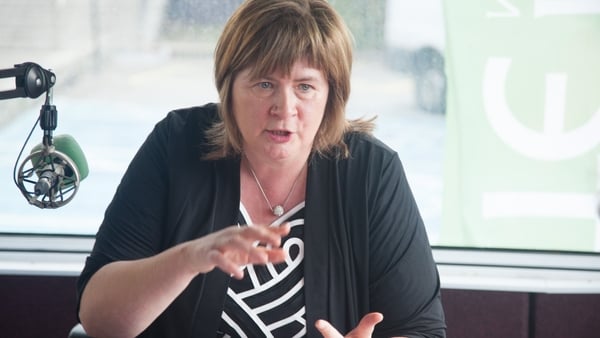 Éist siar: An Saol Ó Dheas beo ó Rinn Ua gCuanach