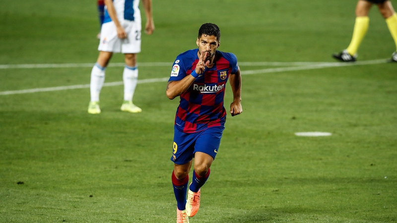 Luis Suarez scored the only goal to decide the derby in Barca's favour
