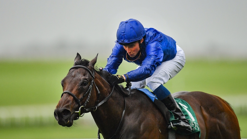 While always travelling strongly, Pinatubo found himself stuck in a pocket for the first half of the race as he tracked Molatham