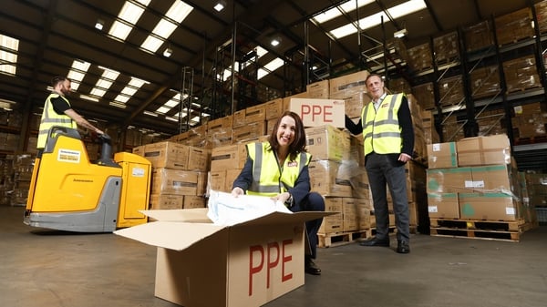 Marci Bonham, Managing Director Kingspan Insulated Panels and Sean Bresnan, HSE National Director of Procurement