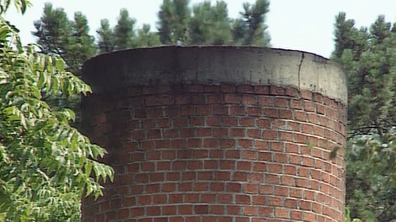Glasnevin Crematorium Chimney (1995)