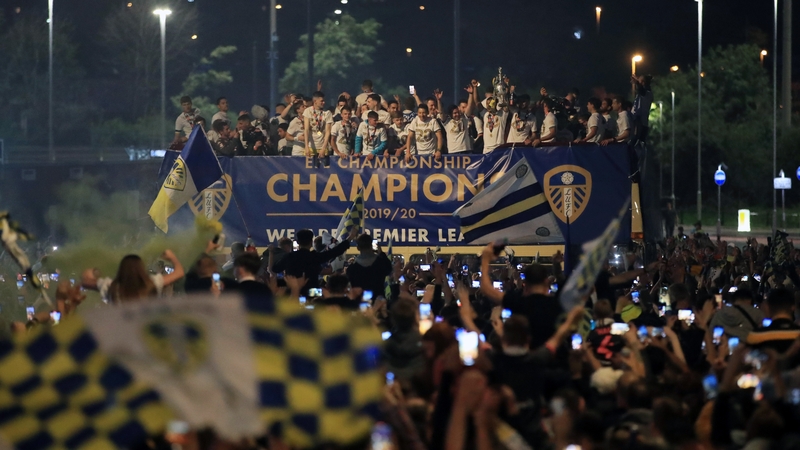 Leeds players on the bus