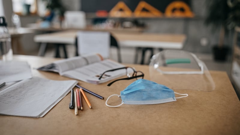 Payroll data released to RTÉ News shows that 9,223 teachers recorded some form of Covid-19 related absence, out of a total number of 60,912