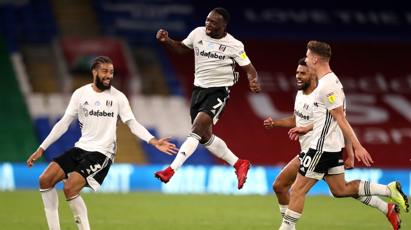 Neeskens Kebano celebrates scoring Fulham's second goal