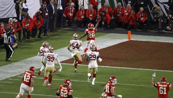 Damien Williams scores a touchdown in the Super Bowl