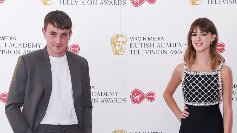 Paul Mescal and Daisy Edgar-Jones reunited on the red carpet, but there was one key co-star missing: Connell's chain.
