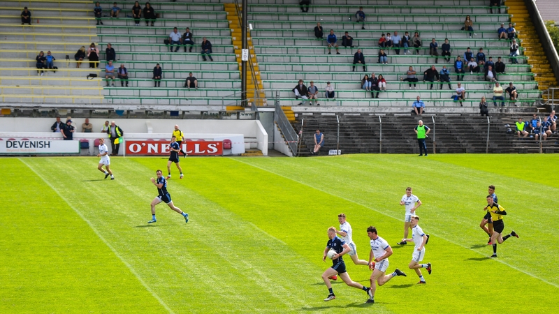 Simonstown Gaels and Skryne battling it out during their Meath SFC clash at Páirc Tailteann in Navan