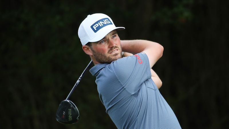 Sharvin holds a one stroke lead over the pack