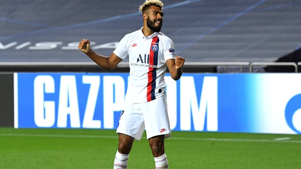 Eric Maxim Choupo-Moting celebrates and social distances in Lisbon