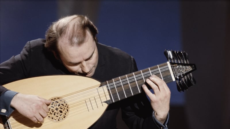 Julian Bream playing the lute around 1975