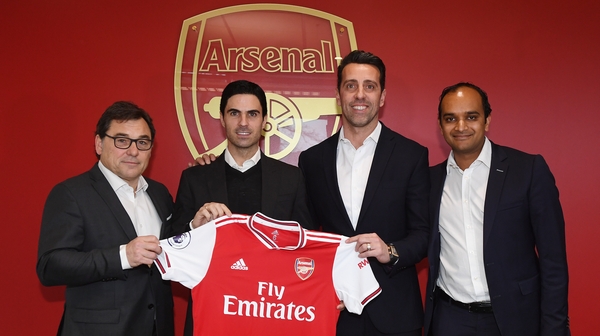Mikel Arteta with (L) Raul Sanllehi, (2ndR) Technical Director Edu and (R) Vinai Venkatesham