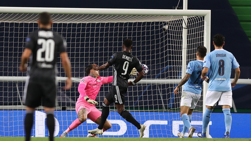 Moussa Dembele scores Lyon's third
