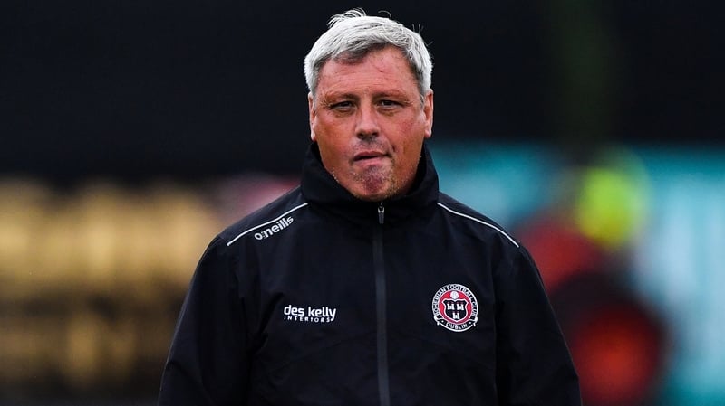 Keith Long: "I'm the manager of this club and we're getting on with our jobs."