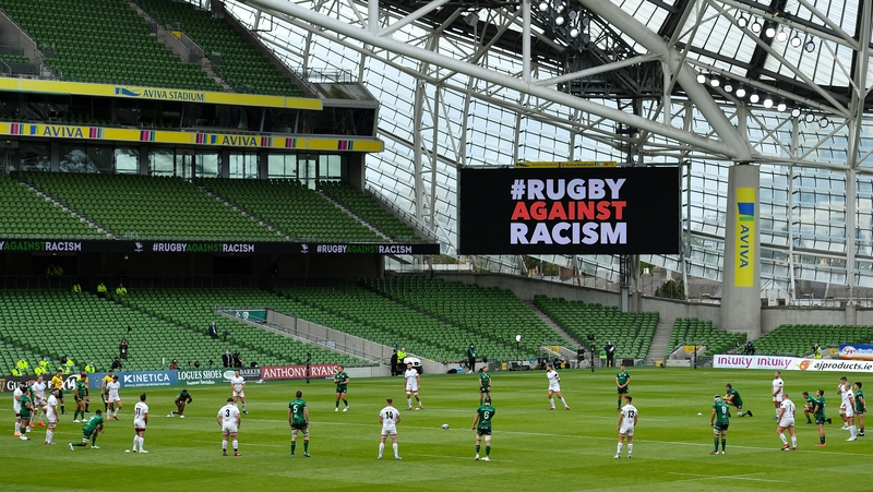 Ulster and Connacht players made an ant-racism gesture before the game