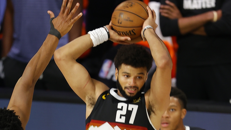 Jamal Murray scored 42 points to keep Denver's play-off hopes alive