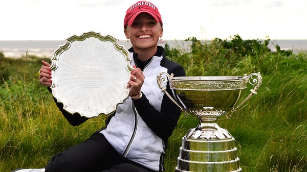 Aline Krauter celebrates her victory