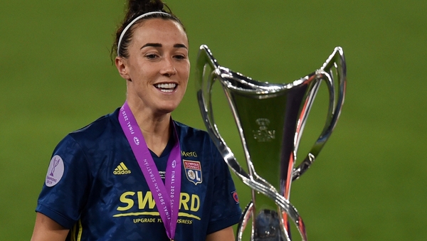 Lucy Bronze is set to return to England next season